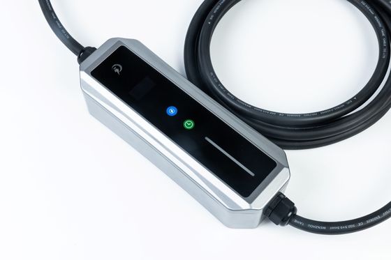 Mode2 IEC62196 400V 3-Phase 16A Max 11kw Portable EV Charger With Type2 Connector